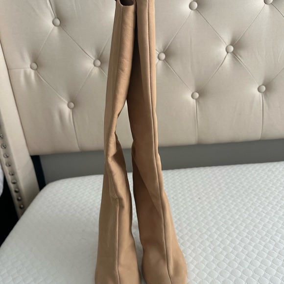 SCHUTZ Maryana Sculpt Nubuck Tan Heeled Boots - Picture 4 of 6